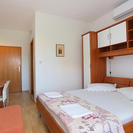 Apartments By The Sea Zivogosce - Blato, Makarska - 1057 Blato  Δωμάτιο φωτογραφία