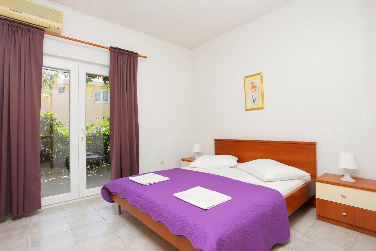 Apartments By The Sea Zivogosce - Blato, Makarska - 1057 Blato  Εξωτερικό φωτογραφία