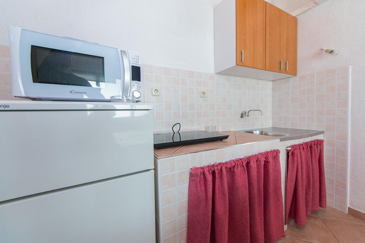 Apartments By The Sea Zivogosce - Blato, Makarska - 1057 Blato  Εξωτερικό φωτογραφία