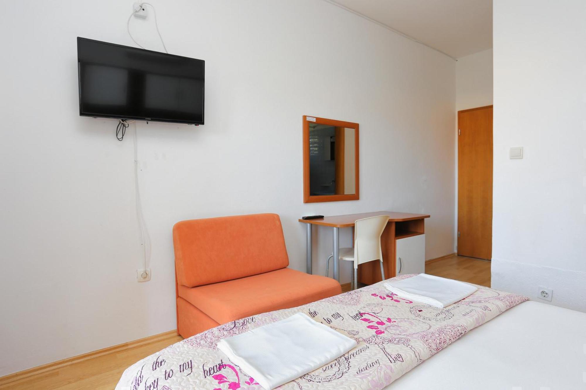 Apartments By The Sea Zivogosce - Blato, Makarska - 1057 Blato  Δωμάτιο φωτογραφία
