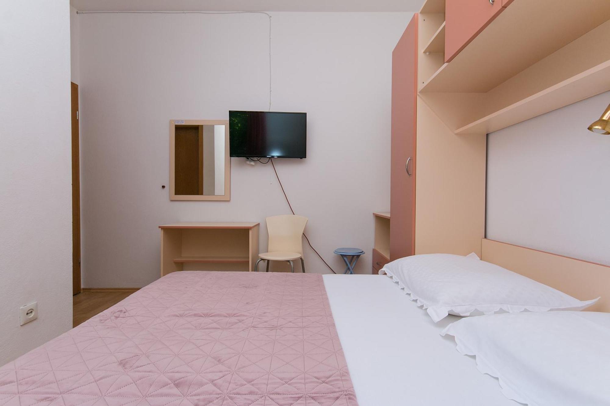 Apartments By The Sea Zivogosce - Blato, Makarska - 1057 Blato  Δωμάτιο φωτογραφία